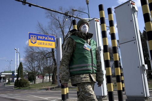 Чрезвычайное положение введут на всей территории Украины – секретарь СНБО