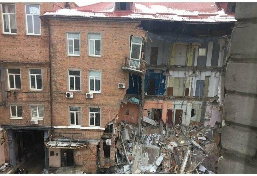 В Харькове российские оккупанты разрушили больше тысячи зданий (видео)