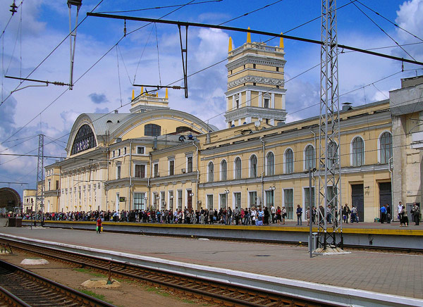 «Укрзалізниця» на один день скасовує потяги до Харкова