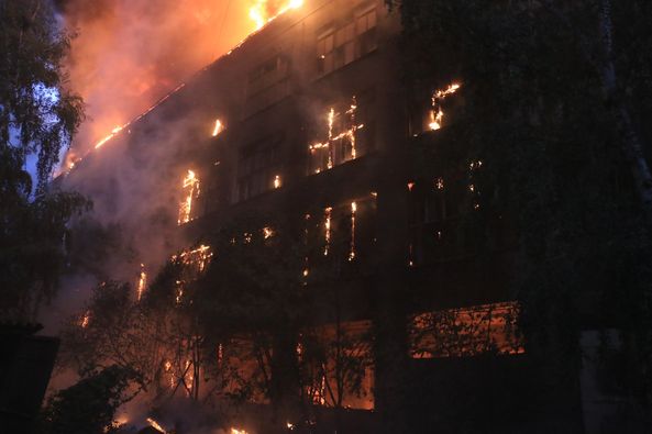 Масштабна пожежа сталася у Харкові (фото)