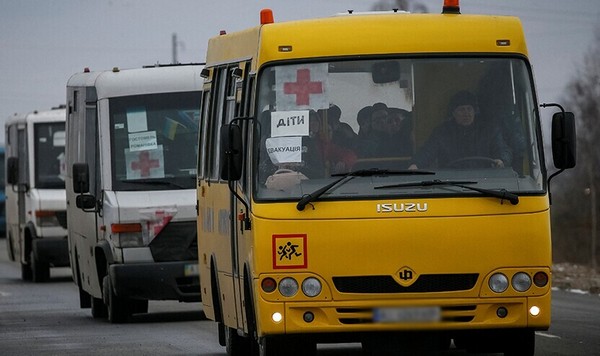 Обов’язкову евакуацію розпочали в Харківській області