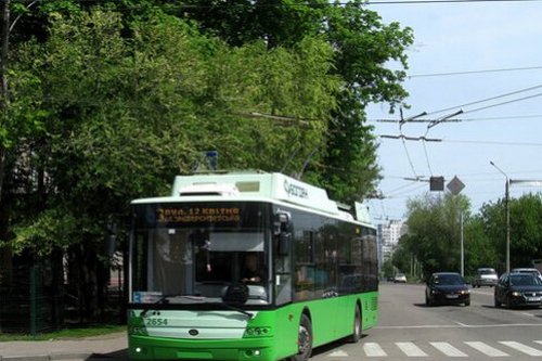 У Харкові тимчасово змінять чотири тролейбусні маршрути