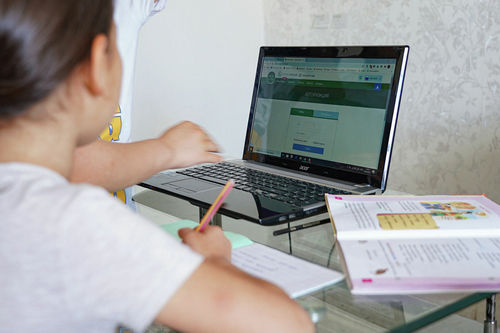 Учням на деокупованих територіях Харківщини видадуть ноутбуки