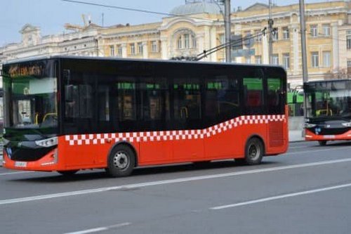 Обстріли Харкова: який громадський транспорт працює у місті