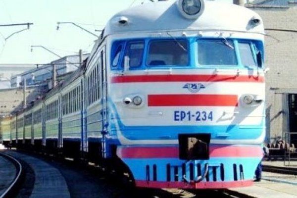 Із Харкова курсуватимуть приміські потяги у Донецьку область (графік руху)
