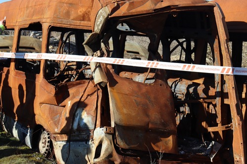 Розстріл автобусів з цивільними на Харківщині: що відомо на сьогодні (фото, відео)