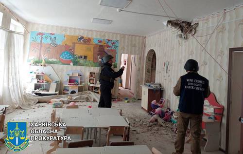 Ворог обстріляв дитячий садок в Харківській області (фото)