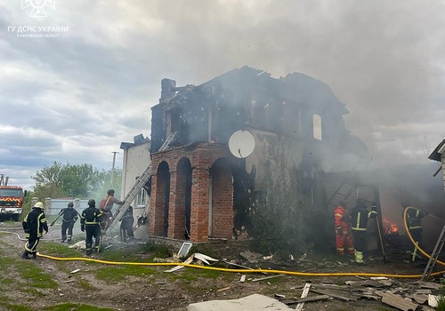 Окупанти розбили житловий будинок на Харківщині (фото)