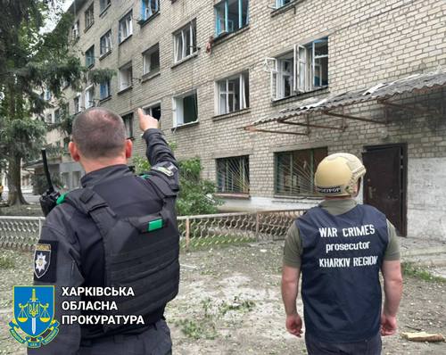 Ворог знову завдав удару авіабомбою по великому селищу на Харківщині