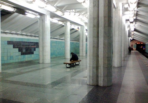 У харківському метро затримали підозрілого чоловіка