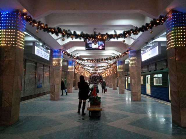 Сім новорічних чудес харківської підземки (фото, відео)