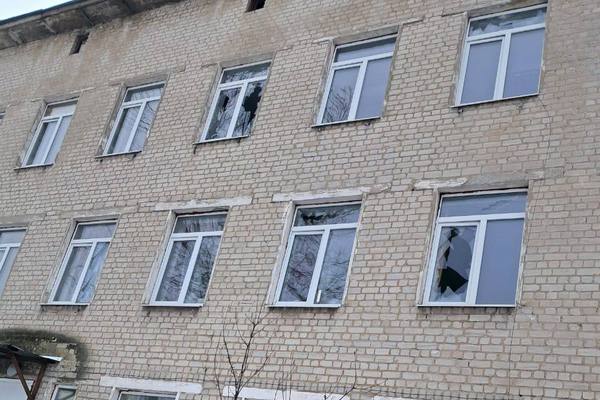 Окупанти обстріляли багатоквартирні житлові будинки на Харківщині (фото)