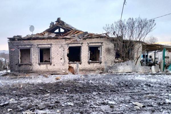 Окупанти скинули бомби на село в Харківській області (фото)