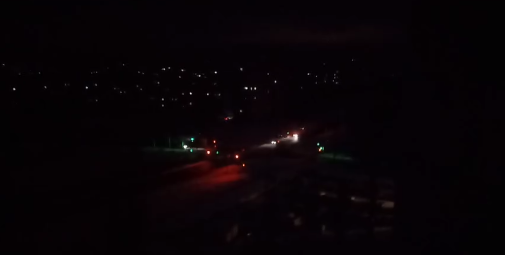 І вдень, і вночі вибухи та руйнування. Харків знову під обстрілом (відео)