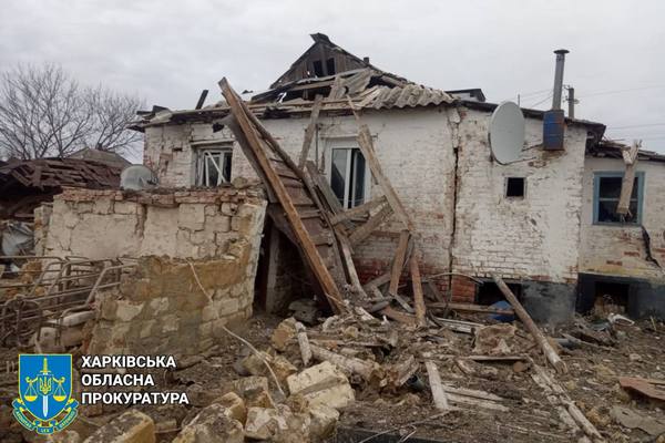 Обстріл села неподалік від Харкова: оприлюднено фото наслідків