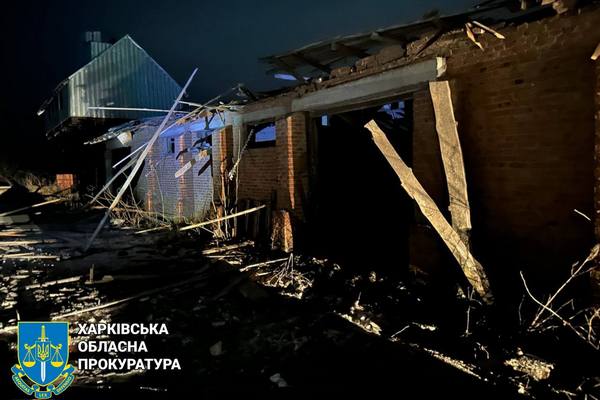 Нічний удар безпілотниками по підприємству на Харківщині: оприлюднено кадри з місця