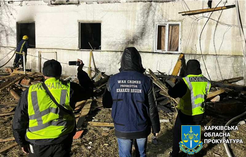 Рашисти безпілотниками атакували селище на Харківщині (фото)