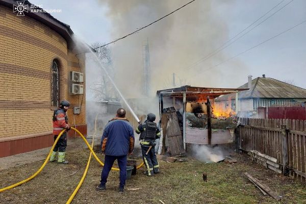 Окупанти з РСЗВ двічі обстріляли населений пункт у Харківській області