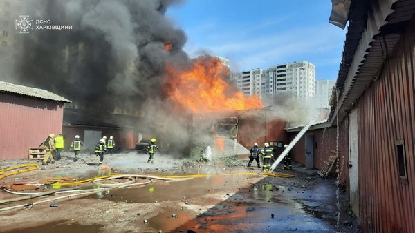 У Харкові сталася масштабна пожежа (фото)