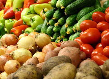 У Харкові проаналізували ціни на овочі: за скільки можна купити огірки, помідори, капусту та редис