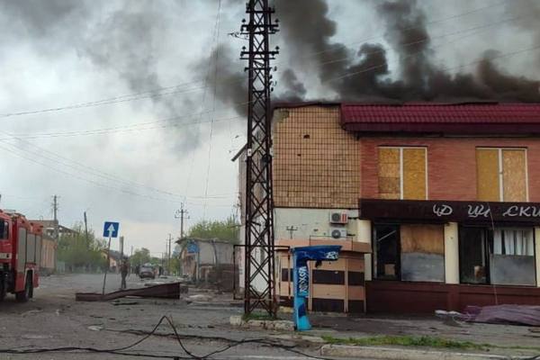 Окупанти продовжують нищити місто на Харківщині: фото наслідків