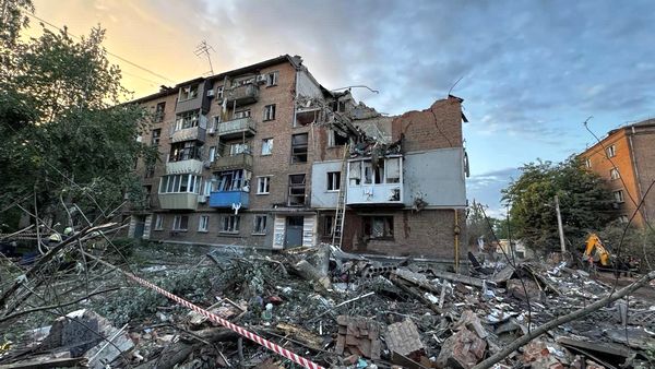 Нічний ракетний удар по Харкову: оприлюднено подробиці та кадри з місця