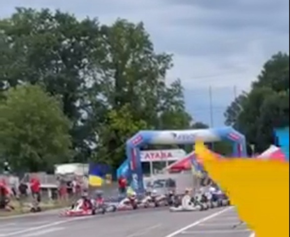 Гонщики з Харкова продемонстрували швидкість у Полтаві (фото, відео)