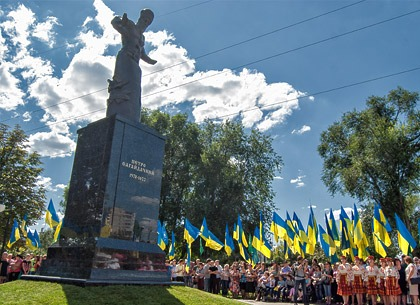 Харків у XXI столітті. 20 липня – відкрито пам'ятник гетьману