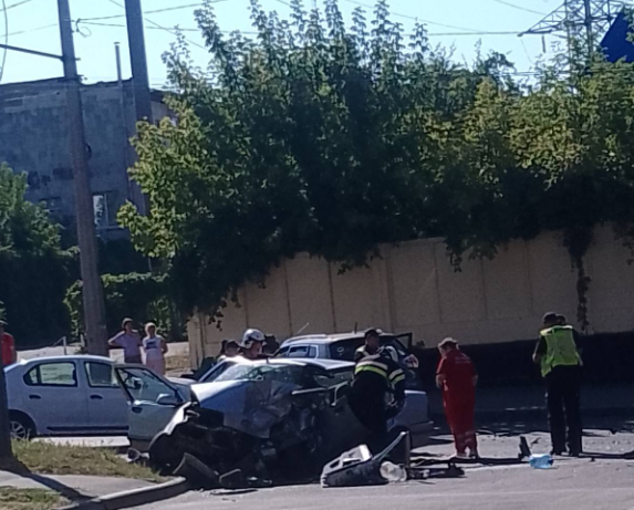 В Харкові п’яна водійка накоїла біди: є загиблий та поранені (фото) 